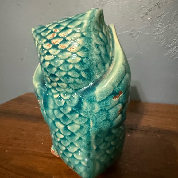 Ceramic Owl Figurine in Teal - Picture 3 of 4
